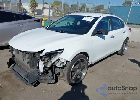 2016 Nissan Altima 2.5/2.5 S/2.5 Sl/2.5 Sr/2.5 Sv z USA, uszkodzony, nr VIN 1N4AL3AP6GN329250